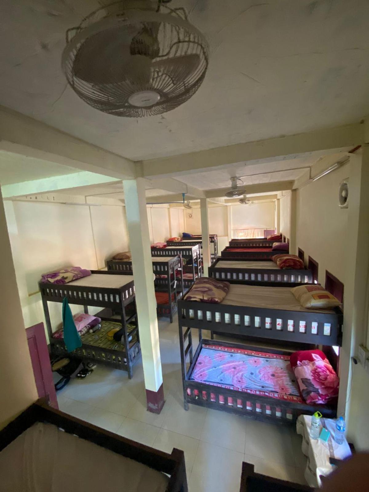 Готель Cam U View Bungalow Nong Khiaw Екстер'єр фото