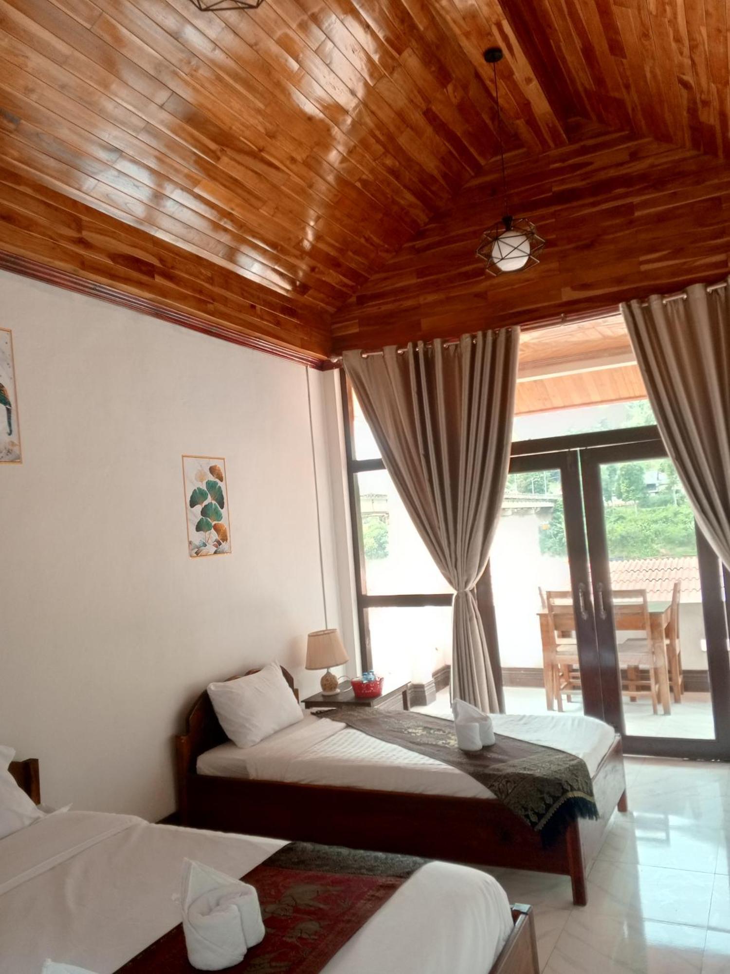 Готель Cam U View Bungalow Nong Khiaw Екстер'єр фото