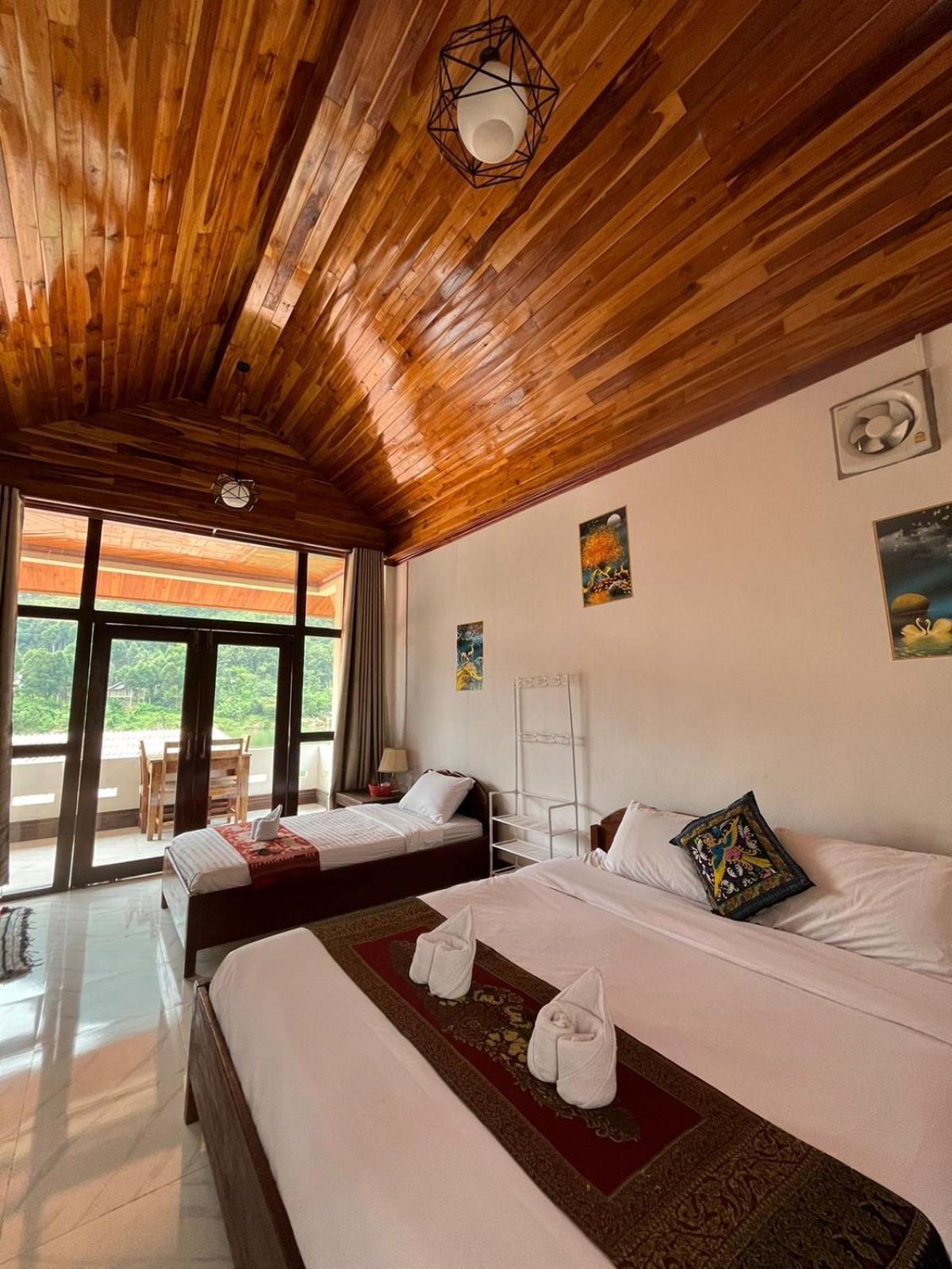 Готель Cam U View Bungalow Nong Khiaw Екстер'єр фото